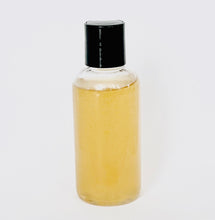 Load image into Gallery viewer, Sea Moss & Chamomile Facial Cleanser